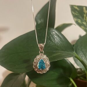 925s Sterling silver Dioptase & Pearl necklace